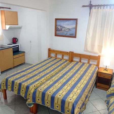 Alexandros Rooms & Studios Skopelos Exterior foto