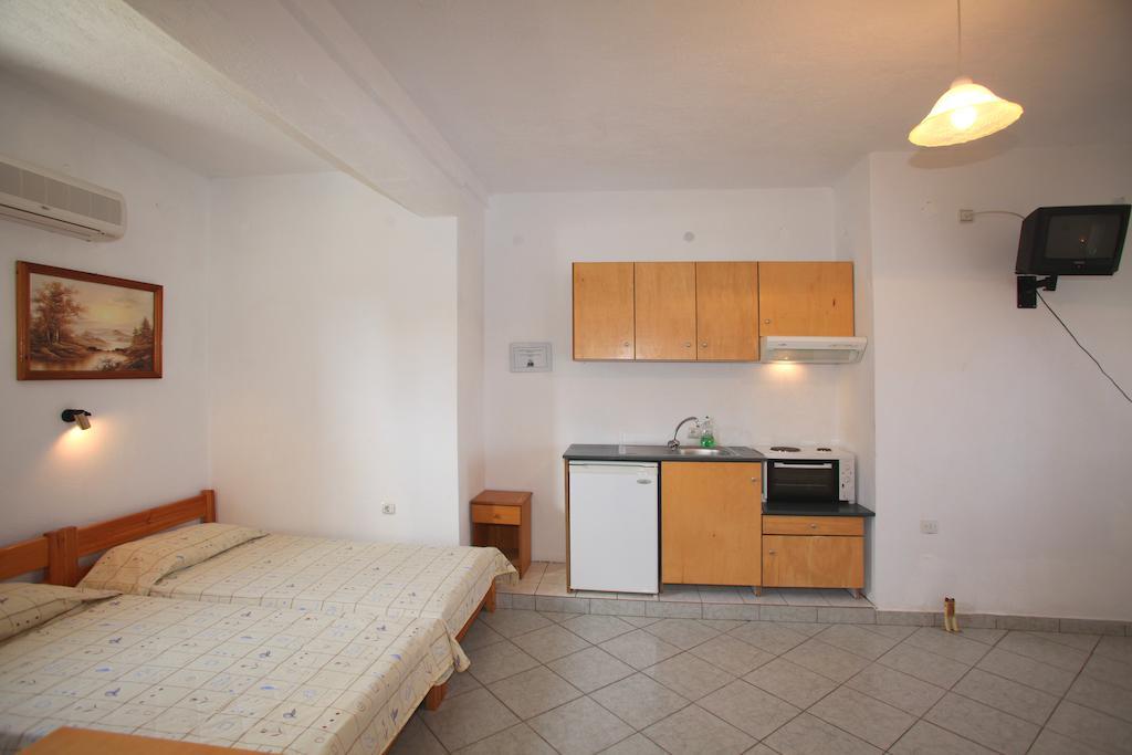 Alexandros Rooms & Studios Skopelos Zimmer foto