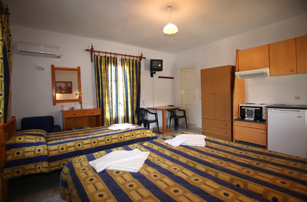 Alexandros Rooms & Studios Skopelos Exterior foto