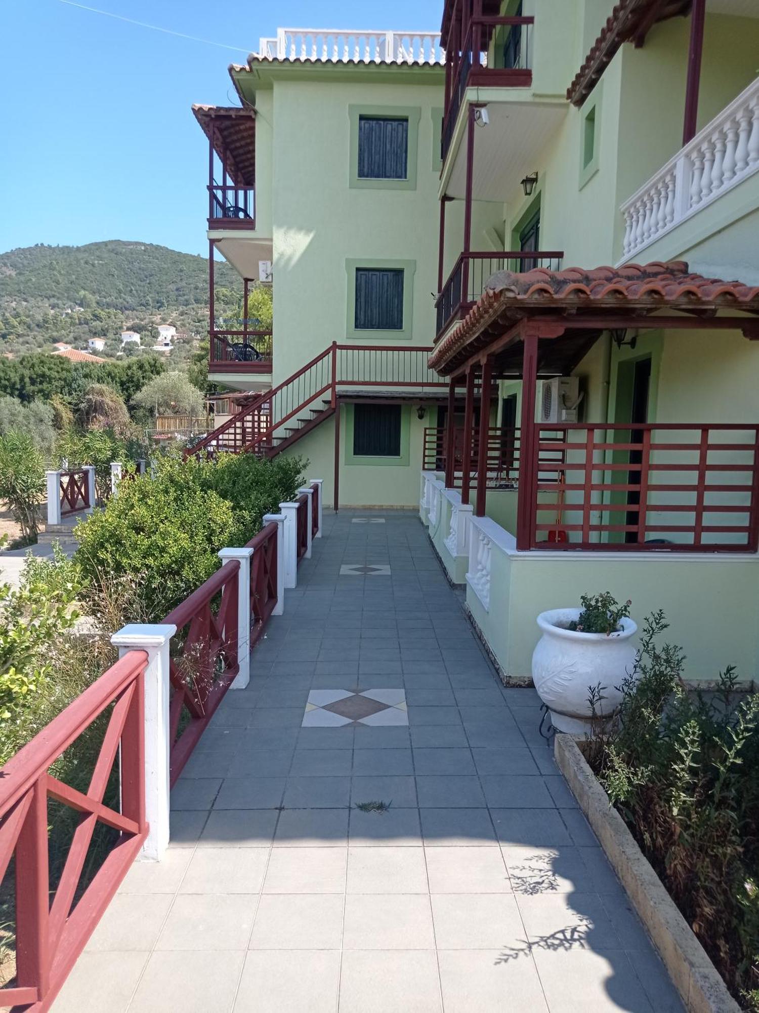 Alexandros Rooms & Studios Skopelos Exterior foto