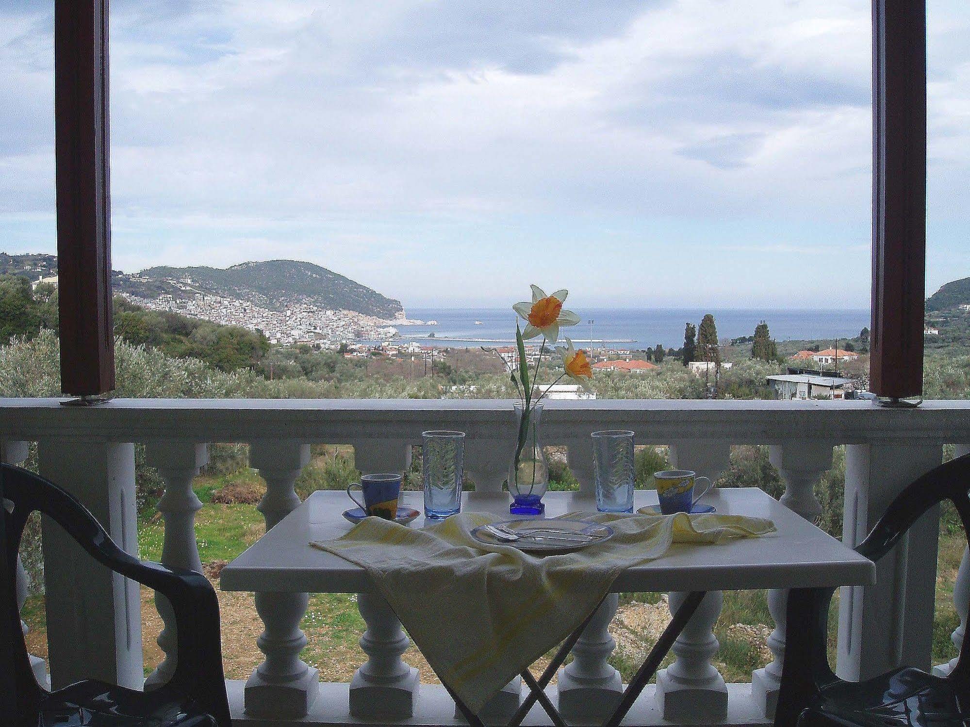 Alexandros Rooms & Studios Skopelos Exterior foto