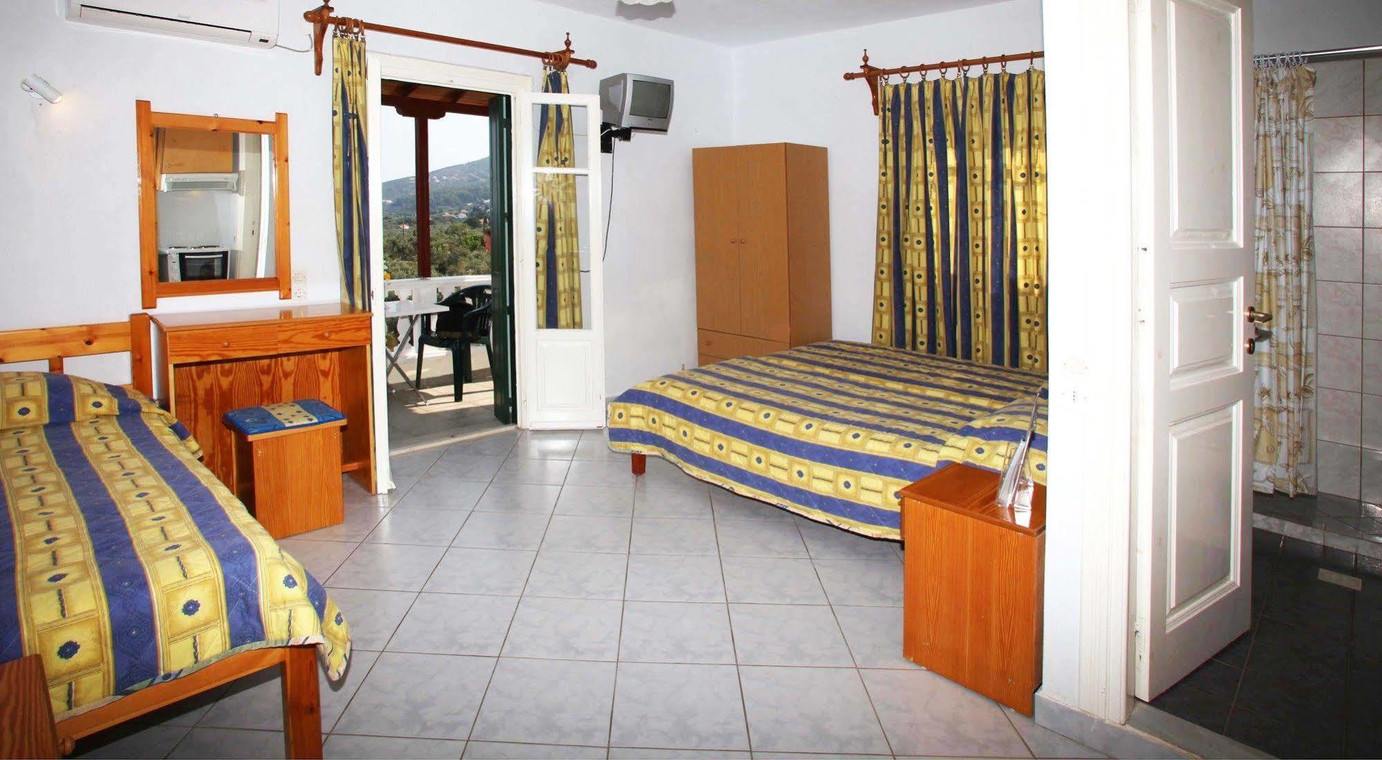 Alexandros Rooms & Studios Skopelos Exterior foto